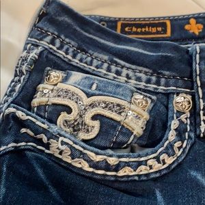 ROCK REVIVAL JEANS!